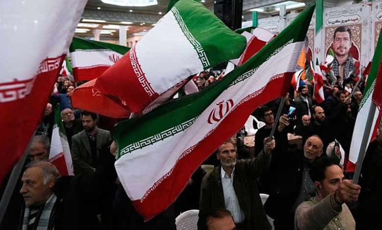 ஈரானில் அரசுக்கெதிராக வலுவடையும் போராட்டம்! 1 ஈரானில் அரசுக்கெதிராக வலுவடையும் போராட்டம்/Anti-government protests intensify in Iran