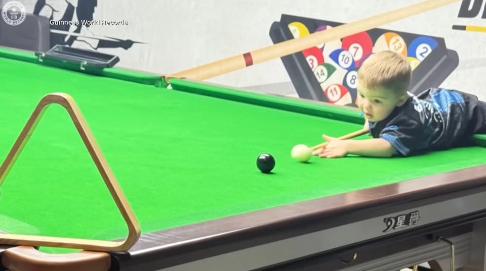 2 வயதில் கின்னஸ் சாதனை சிறுவன்/Guinness World Record boy at 2 years old
