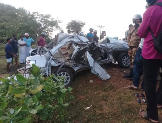 கிளிநொச்சியில் கோர விபத்தில் பறிபோன நான்கு உயிர்கள்/Four lives lost in a horrific accident in Kilinochchi