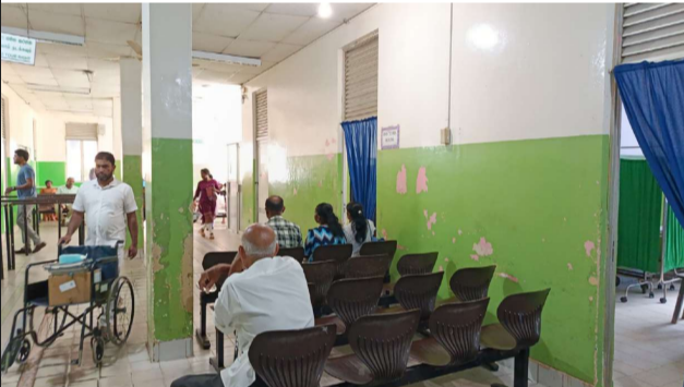 திருகோணமலை வைத்தியசாலையில் வைத்தியர்கள் பணிப்புறக்கணிப்பு/Doctors on strike at Trincomalee Hospital 