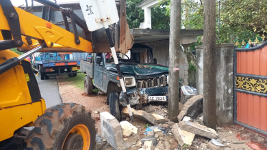 கப் ரக வாகனம்; கோப்பாய் பகுதியில் விபத்து/Cup-type vehicle; accident in Kopai area-thamilanwin