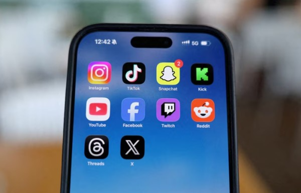 15 வயதுக்குட்பட்டோருக்கு சமூக ஊடகத் பயன்பாட்டினை தடை/Social media use banned for those under 15 years of age