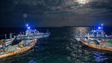 எல்லைதாண்டிய 22 தமிழக மீனவர்கள் கைது/22 Tamil Nadu fishermen arrested for crossing border