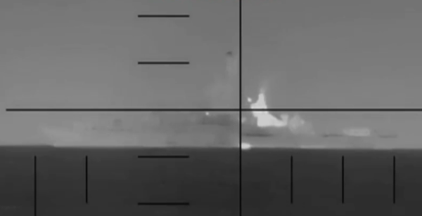 இலங்கைக்கு அருகில் மூழ்கடிக்கப்பட்ட ஈரானியக் கப்பல்/Iranian ship sunk near Sri Lanka