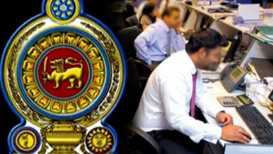 அரச ஊழியர்களுக்கு புதன்கிழமை தோறும் விடுமுறை/Government employees have a holiday every Wednesday.