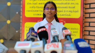 வவுனியாவில் கணிதப் பிரிவில் முதலிடம் பெற்ற மாணவி! 5 வவுனியாவில் கணிதப் பிரிவில் முதலிடம் பெற்ற மாணவி/Student ranks first in mathematics in Vavuniya