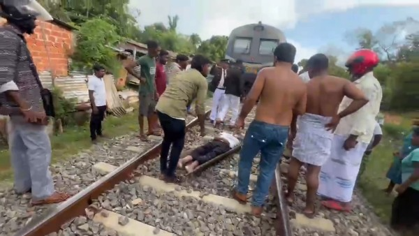 வவுனியா தோணிக்கல் பகுதியில் புகையிரத கோர விபத்தில் முதியவர் பலி