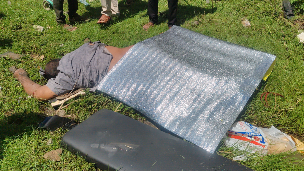 வவுனியாவில் முச்சக்கரவண்டியை மோதித்தள்ளிய ரயில்; பெண் பலி!!