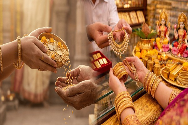 அக்ஷய திருதியை ஸ்பெஷல்: தங்கத்தின் புதிய விலை விவரம்