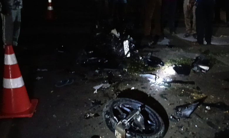 கிளிநொச்சி சோகத்தில் மூழ்கியது: இரு இளைஞர்களை பலிகொண்ட பயங்கர விபத்து