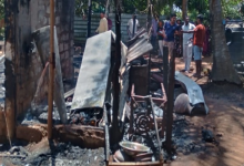 வவுனியாவில் முற்றாக எரிந்து கருகிய வீடு-Vavuniya News