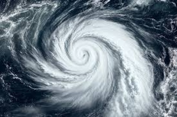 மெகா சூறாவளி தாக்கம் – அமெரிக்காவில்