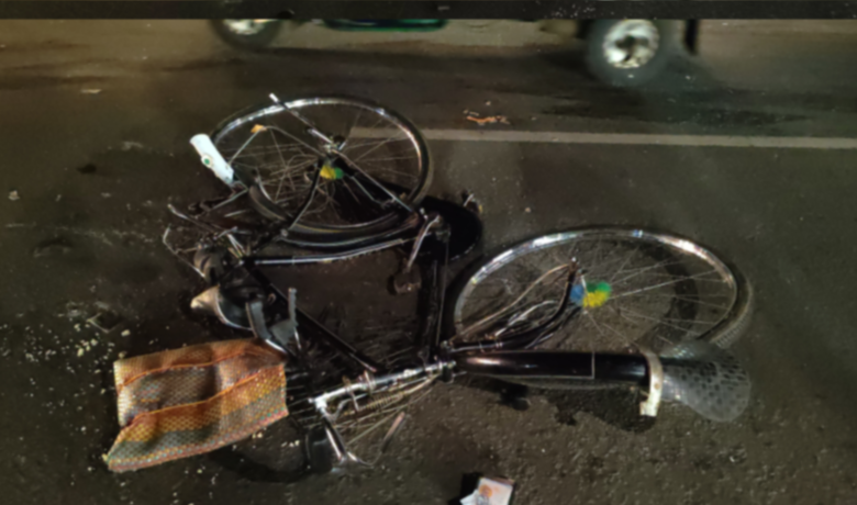 வவுனியாவில் கனரக வாகனம் மோதி ஓய்வு பெற்ற ஆசிரியர் உயிரிழப்பு! வவுனியாவில் கனரக வாகனம் மோதி ஓய்வு பெற்ற ஆசிரியர் உயிரிழப்பு-Vavuniya News-Thamilan win