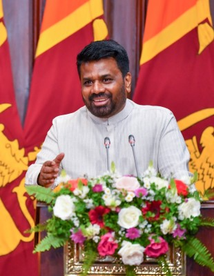 மக்கள் சக்தியாக ஒன்றிணையுங்கள்- ஜனாதிபதி மே தின அறைகூவல்! மக்கள் சக்தியாக ஒன்றிணையுங்கள்- ஜனாதிபதி மே தின அறைகூவல்!